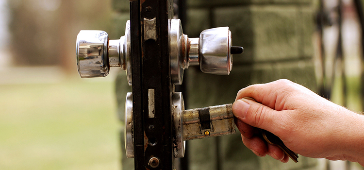 front door latch repair East Palo Alto